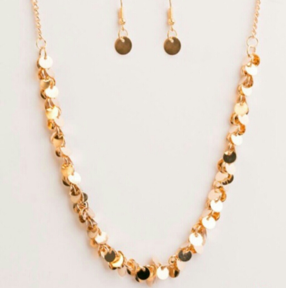 New shimmer gold necklace with earrings
